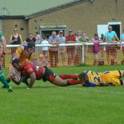 Ross Peltier is at full stretch as he goes over for a try against Hemel Stags  Pictures: Tom Pearson