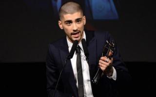Zayn Malik wows his fans at his first solo gig in London
