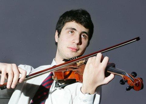 Talented teenage violinist Layth Hanbali is tuning up to play for a national orchestra. 
The seventeen-year-old pupil at Ermysted’s Grammar School, Skipton, has been selected to play for the Palestinian Youth Orchestra in his home country.