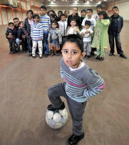 Footballers from across Bradford will be able to play at a new five-a-side venue if plans to convert a cloth warehouse into a sports centre are rubber-stamped.