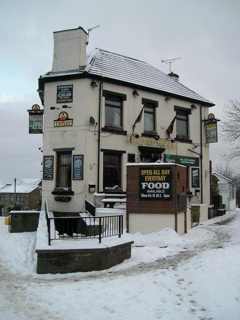 The Top House pub at Odsal Top Roundabout.