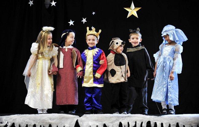 Taking part in Glenaire Primary School Nativity were, from the left, Ellie Jade Slaughter, Spencer Kerrigan, George Stenhouse, Adam Needham, Callum Aveyard and Shannon Loat.
