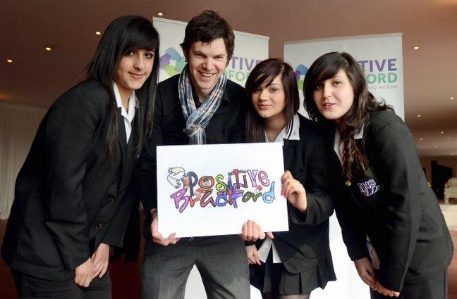 Positive Bradford, a business-led initiative to promote the city, received the backing of leading artist Darren Baker, at the finale of a design contest.
He is pictured with with (from left) runners-up Alisha Qadir, Tayyaba Jabbar and winner Zara Syed