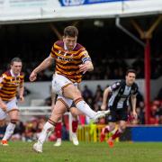 Richie Smallwood blasts home City's late penalty