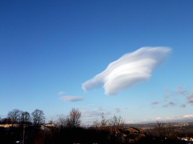 Readers' pictures of the lenticular cloud formations across Bradford on Thursday by KJ Burton
Phone snaps taken in Eccleshill 