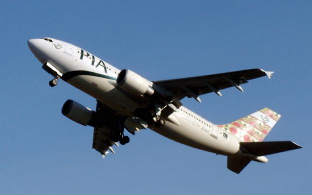 A Pakistan International Airlines plane