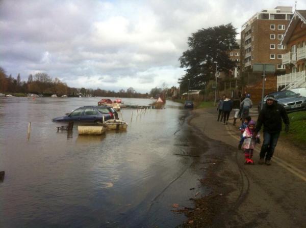 Flooding in Kingston upon Thames (pic by reader Mike Underwood)