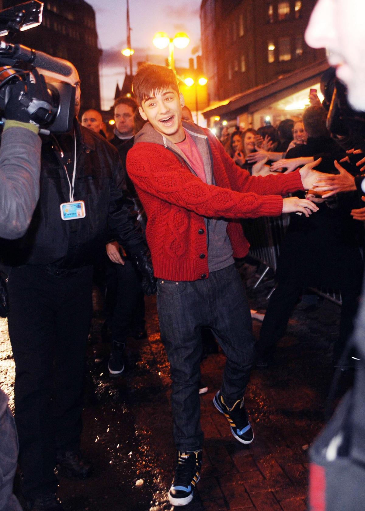 Zayn arrives for an autograph signing session at the HMV store, Bradford, in 2010