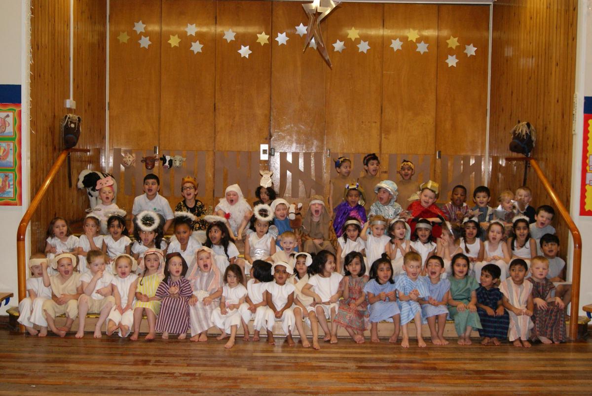 Ley Top Primary School Nativity stars. On the photo are the children from the Early Years Unit (Nursery and Reception).