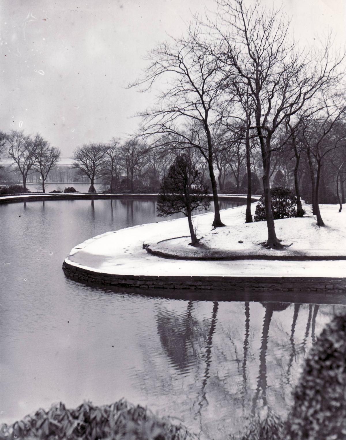 A view over the lake in Low Moor's Harold Park in 1955