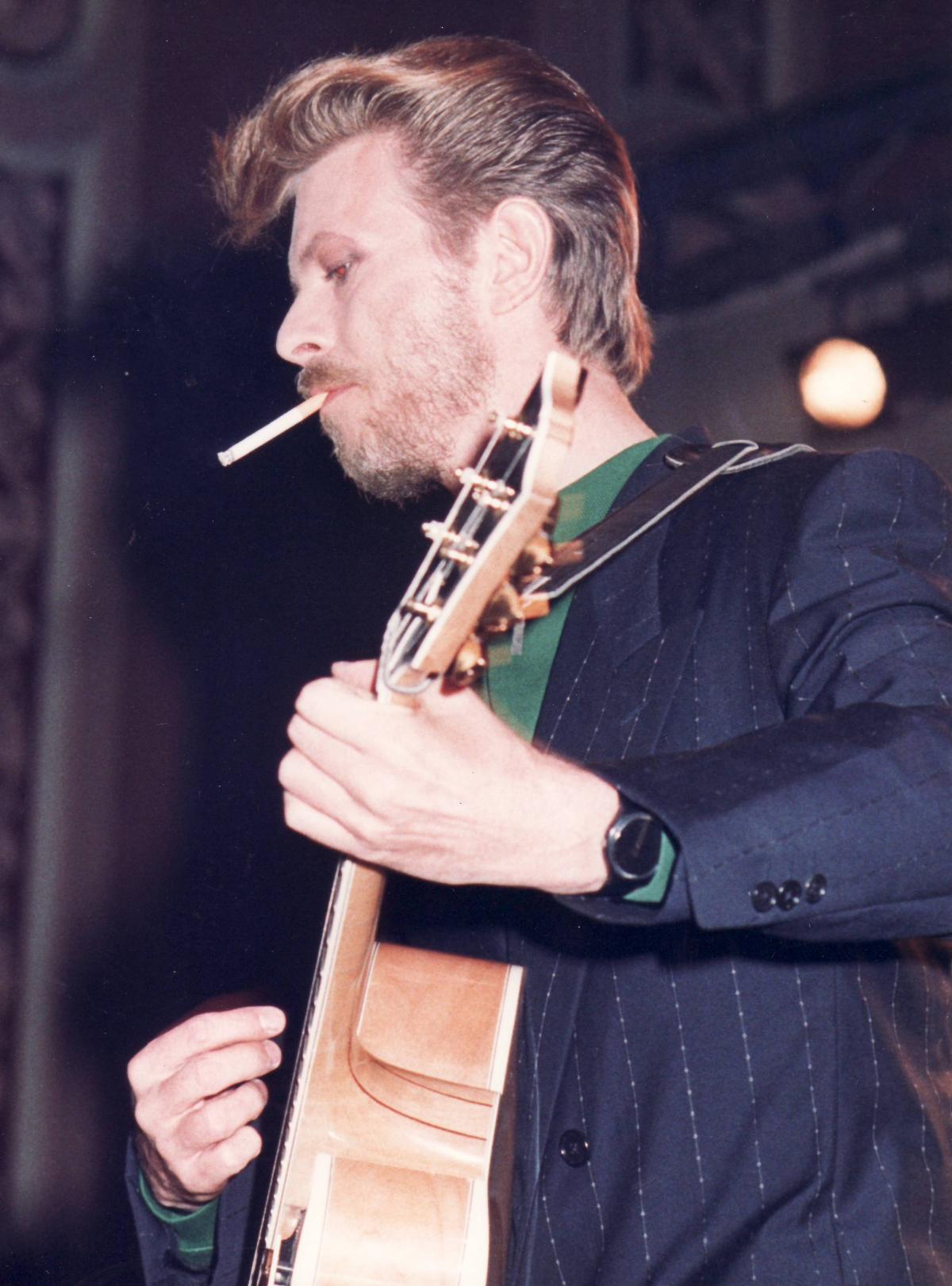 David Bowie plays St George's Hall in 1989