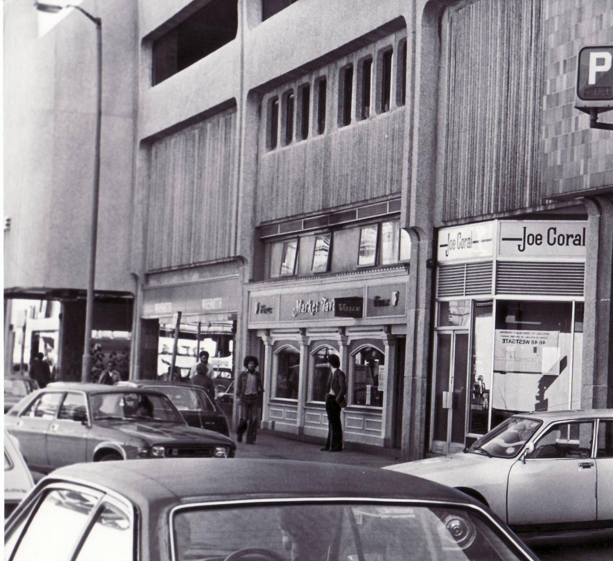 The Market Tavern at Kirkgate Market, in 1979