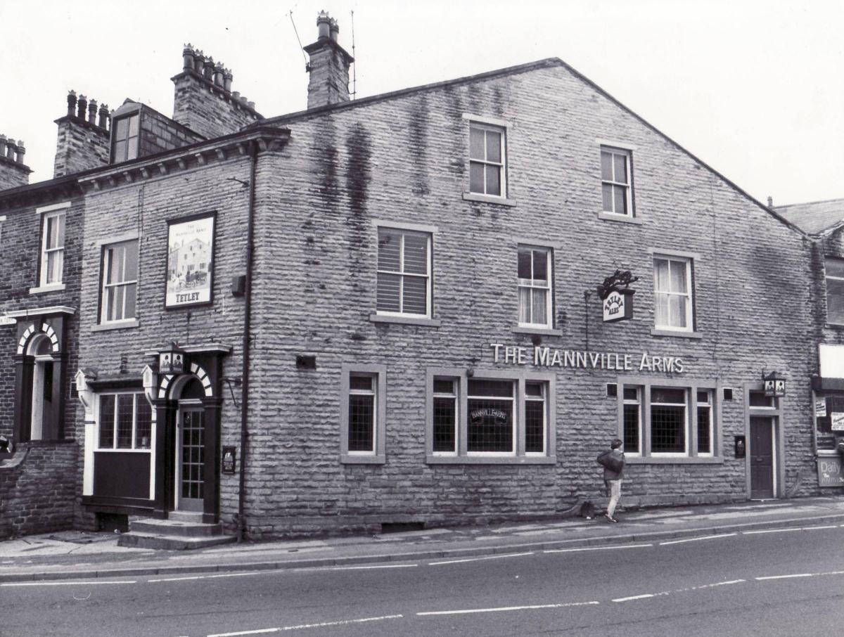 The Mannville Arms, Great Horton Road, 1985 