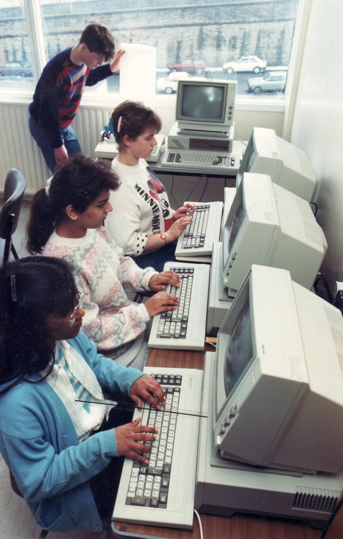 Computer room at Grange school 1987