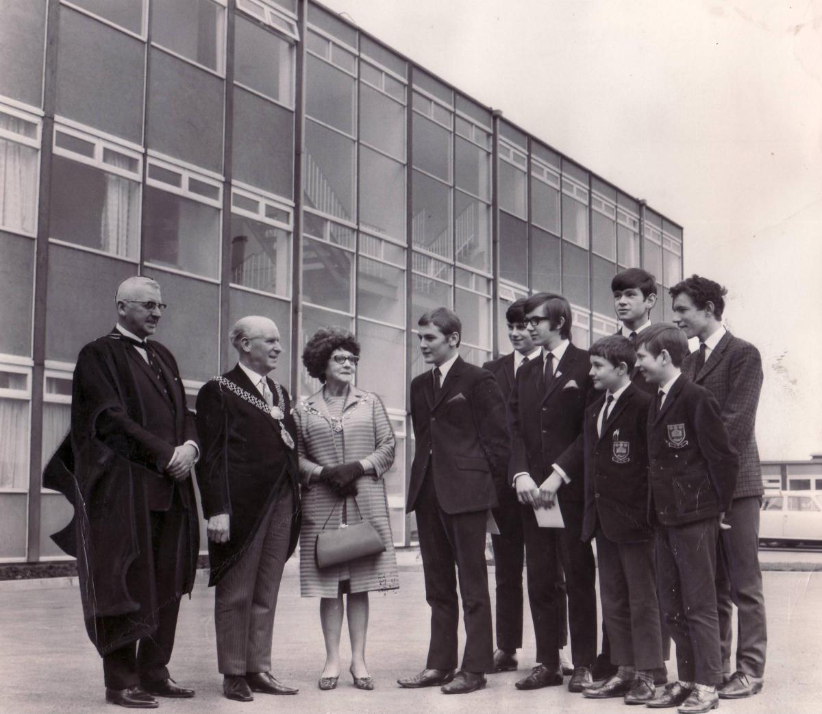 Lord Mayor opens Grange School 1969