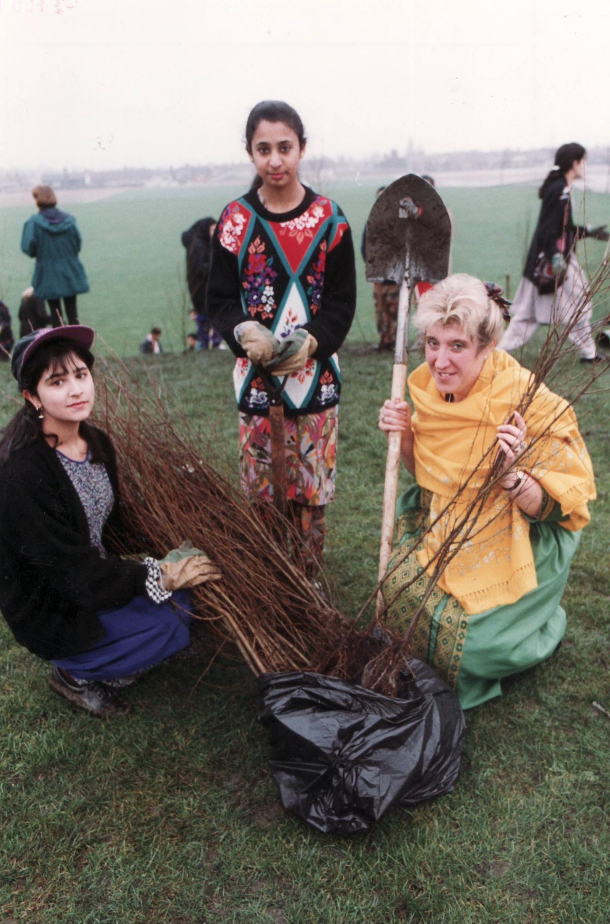 Sari Conway planting trees with Grange Upper School 1993