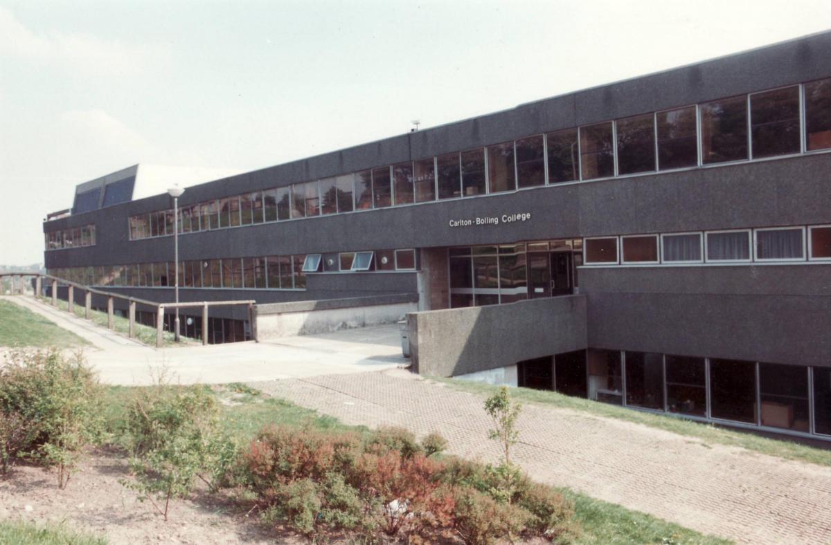 Carlton Bolling College, 1992