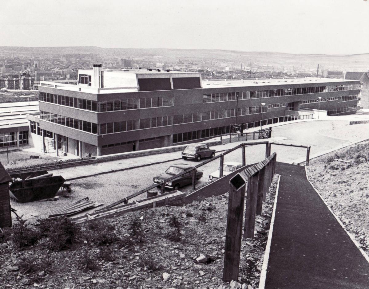 Carlton Bolling Upper School, 1975