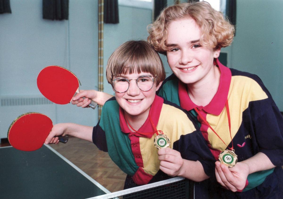 Pupils play table tennis in 1995