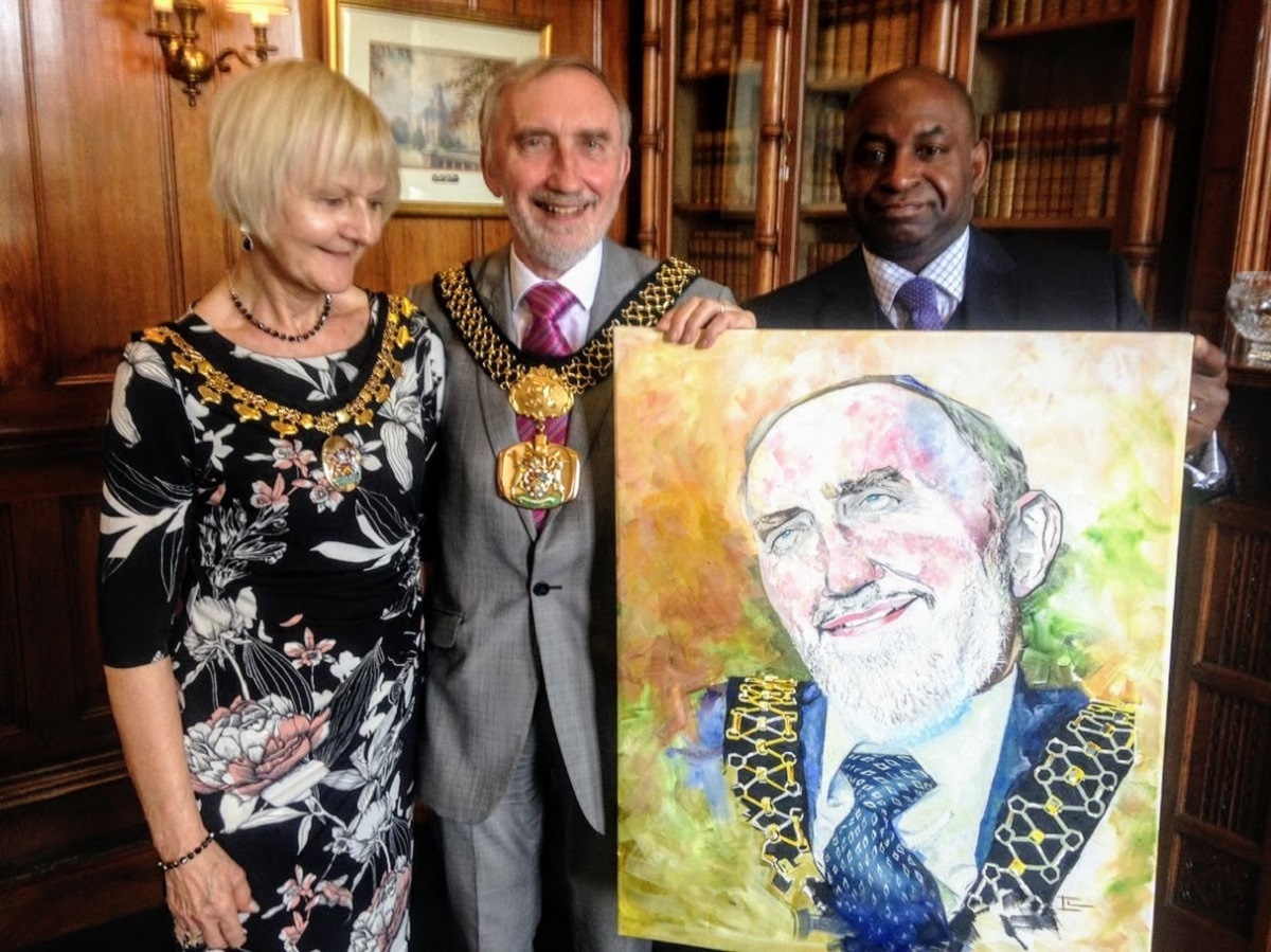 Bradford's Lord Mayor receives 'surprise' portrait
