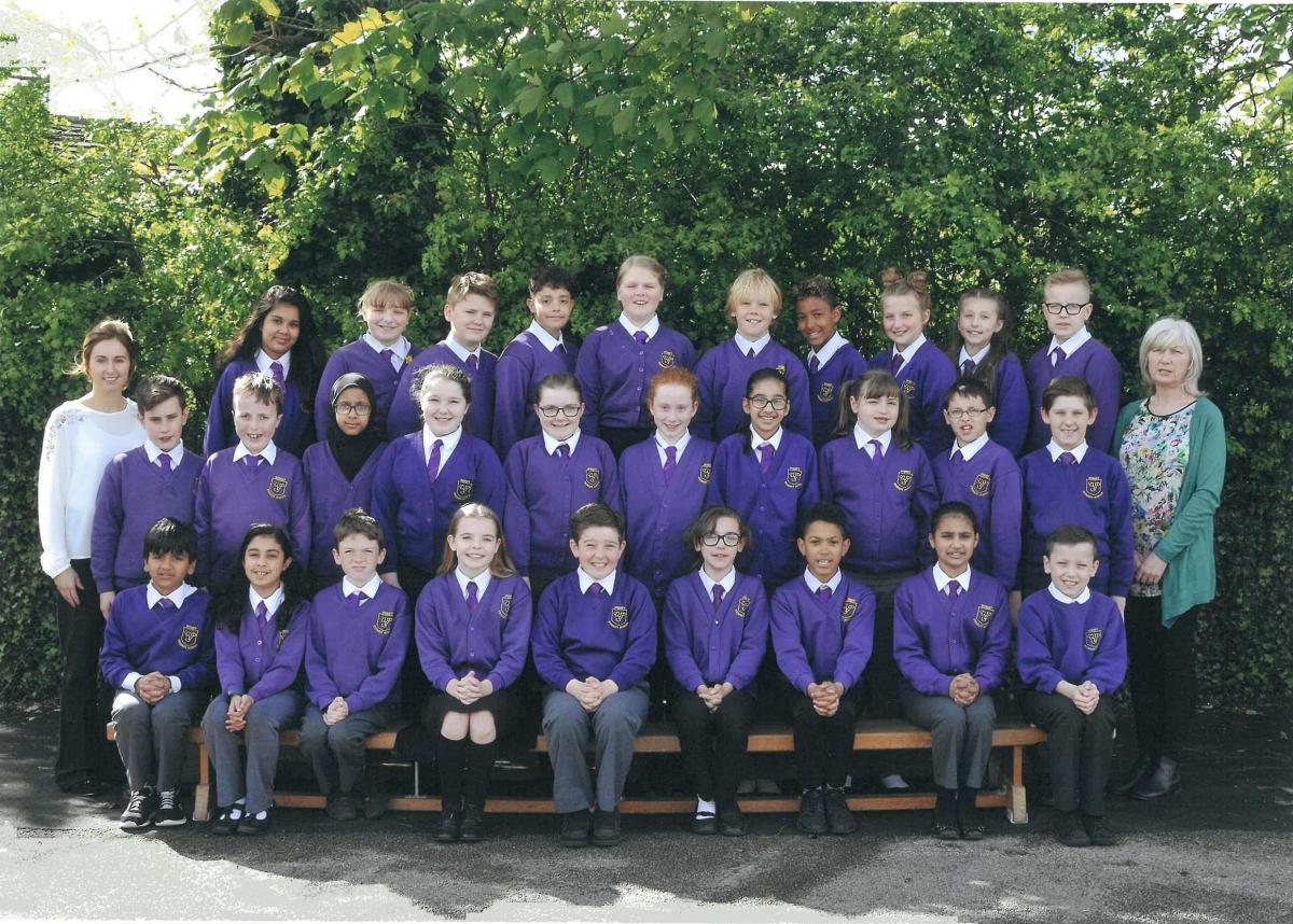 Wibsey Primary School - Year 6.2 leavers