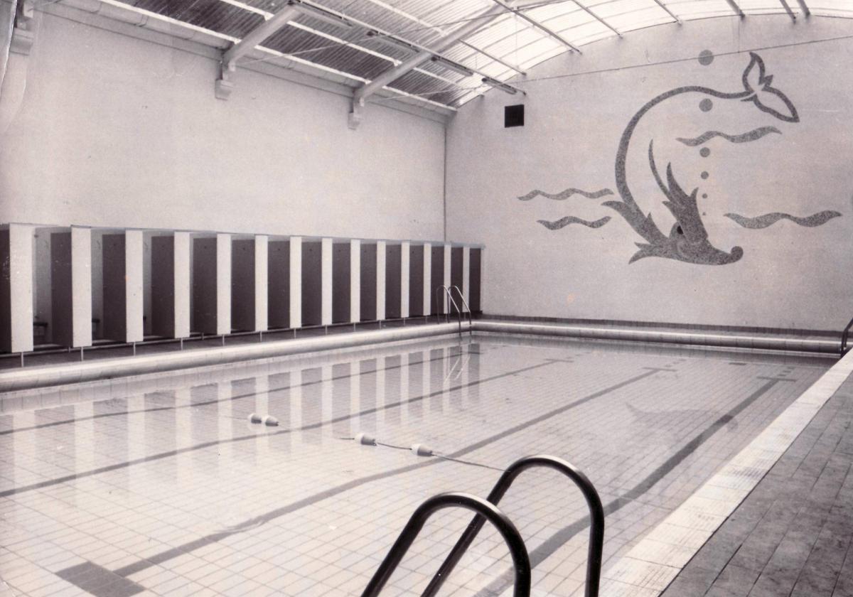 Queensbury Swimming Pool at the Victoria Hall 1969