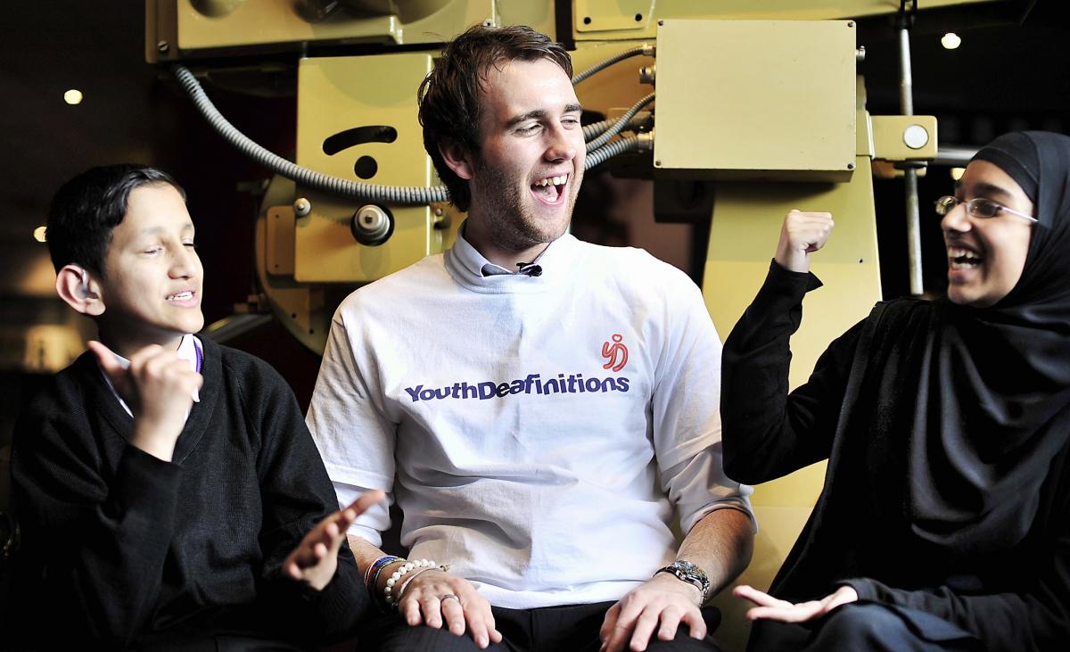 Harry Potter star Matthew Lewis presented awards at the world’s first film festival for deaf young people which took place in Bradford. 