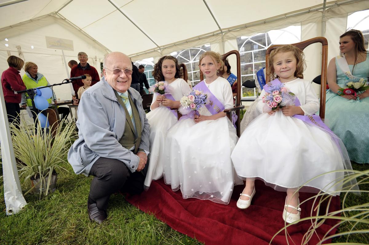 Former Coronation Street star Roy Barraclough, played Rovers landlord Alec Gilroy in the soap, opened Laycock Gala, Keighley. He is seen here meeting gala queen Beth Dyson (middle), with attendants Alanis Wilson (left) and Chharlotte Dunbar (right)