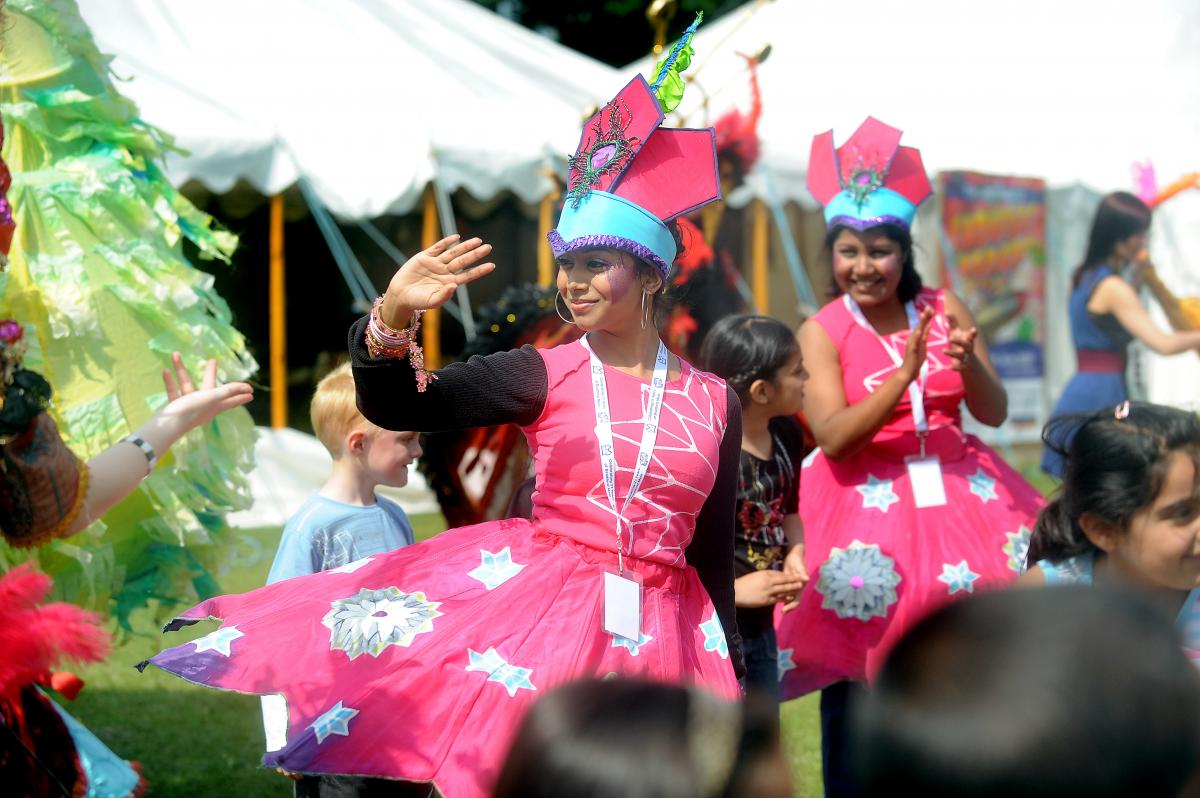 Colourful crowds at the sunny Mela