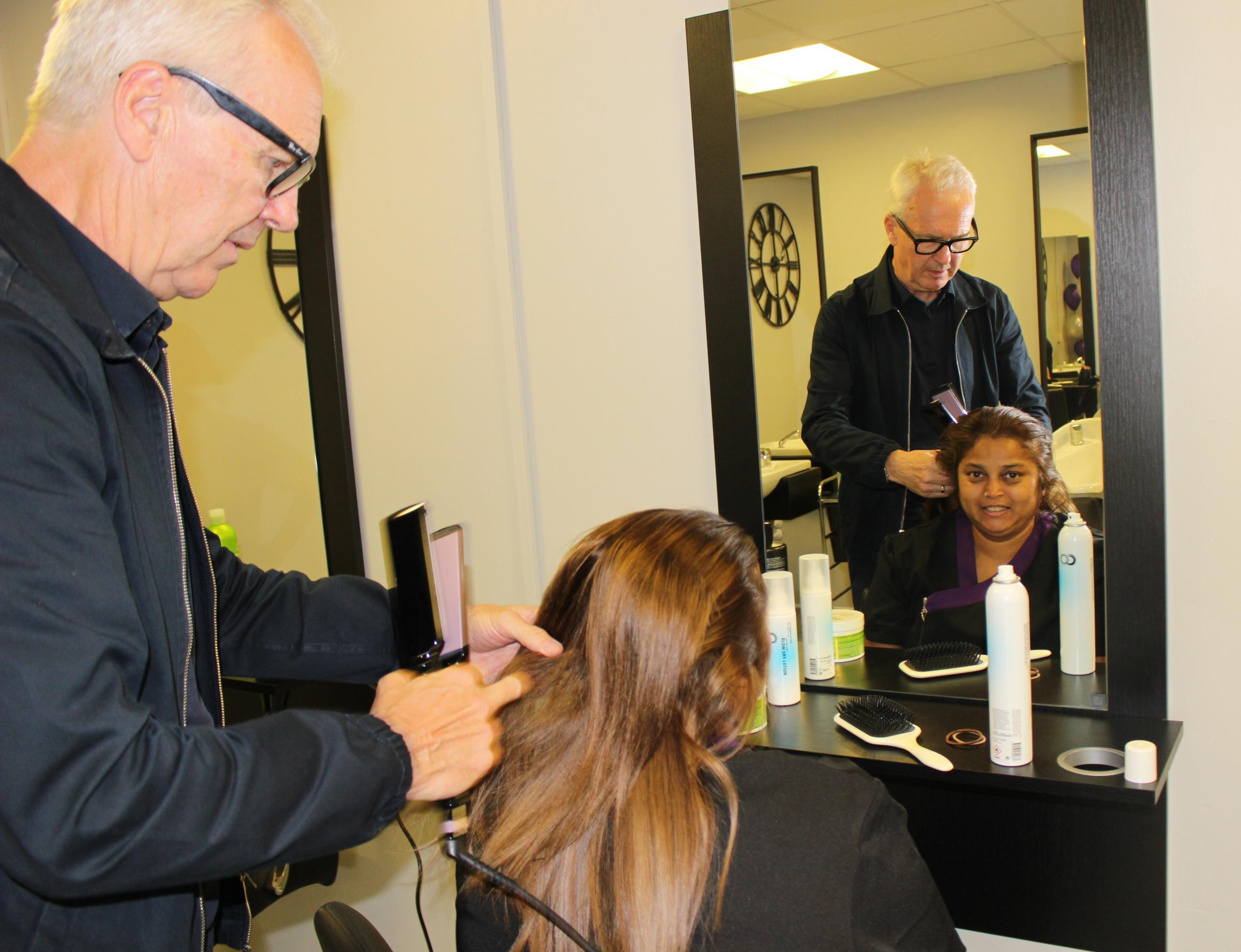Celebrity Hairdresser Backs Bradford S First Beauty Salon For