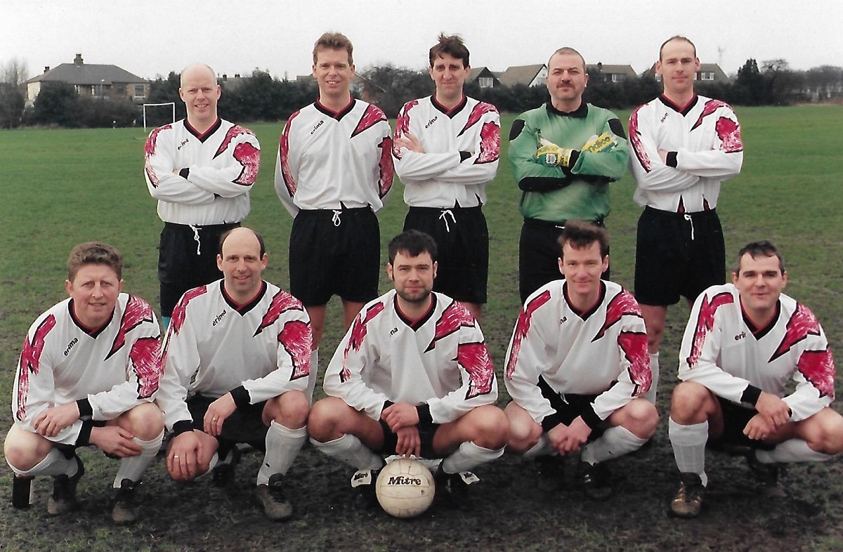 WROSE OLD BOYS FC 1998