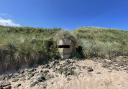 A bunker looking like Rod Stewart