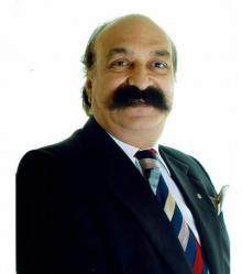 Dr Manoj JOSHI DL JOSHI