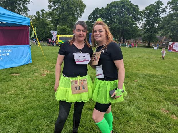 Bradford Telegraph and Argus: Jade and Sheridan took on the 10K route at Race for Life 2022 in Lister Park. 