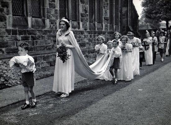 Bradford Telegraph and Argus: Burley-in-Wharfedale crowned its very own queen in 1953
