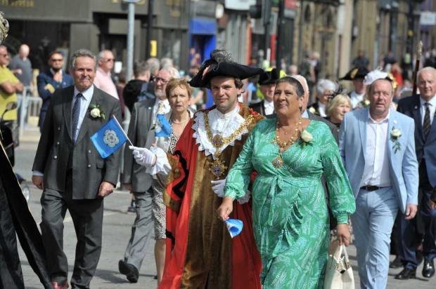 Bradford Telegraph and Argus: Town mayor Cllr Luke Maunsell and Cllr Julie Adams in the parade