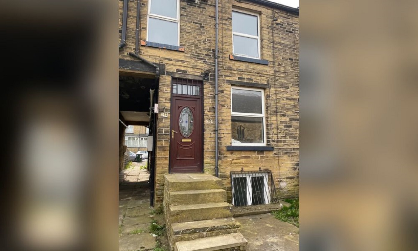 Two-bed house on Heaton Road, Manningham, on sale for £70,000