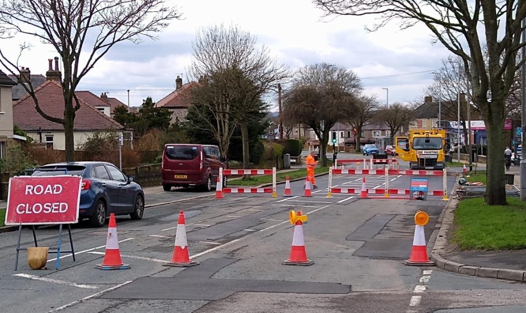 Shock as drivers flout Wrose Road works closure barriers | Bradford Telegraph and Argus 