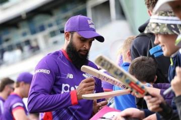 Adil Rashid supports cricket students in home city Bradford