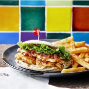 Nando's has confirmed the return of the Fino Pitta from next week, alongside some new festive items on the menu.
(Nandos's)