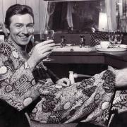 Des O’Connor relaxing backstage at Batley Variety Club in 1968
