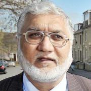 Tributes have been paid to former Bradford councillor Sher Khan who has died.