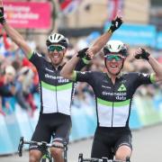 Dimension Data's Omar Fraile and Serge Pauwels come in together as Pauwels takes the overall Tour de Yorkshire victory