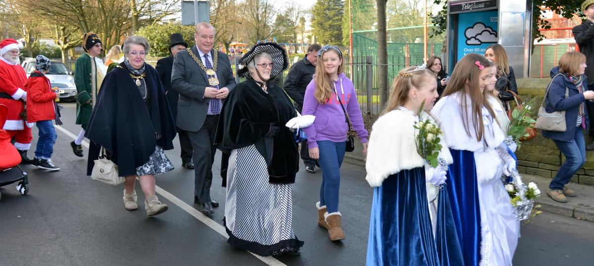 The Lord Mayor of Bradford Councillor Mike Gibbons and the Lady Mayoress Elizabeth Sharp joined people enjoying the Dickensian Market on Saturday