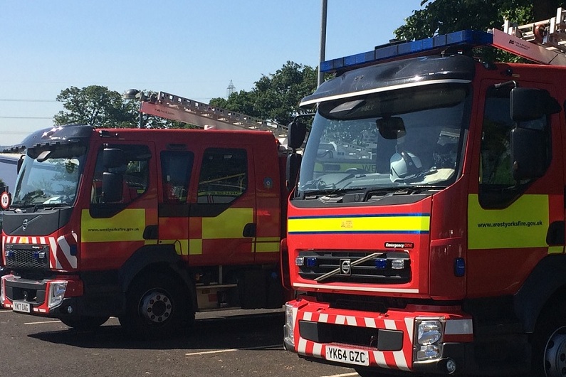 Fire tackled at Bowling industrial unit